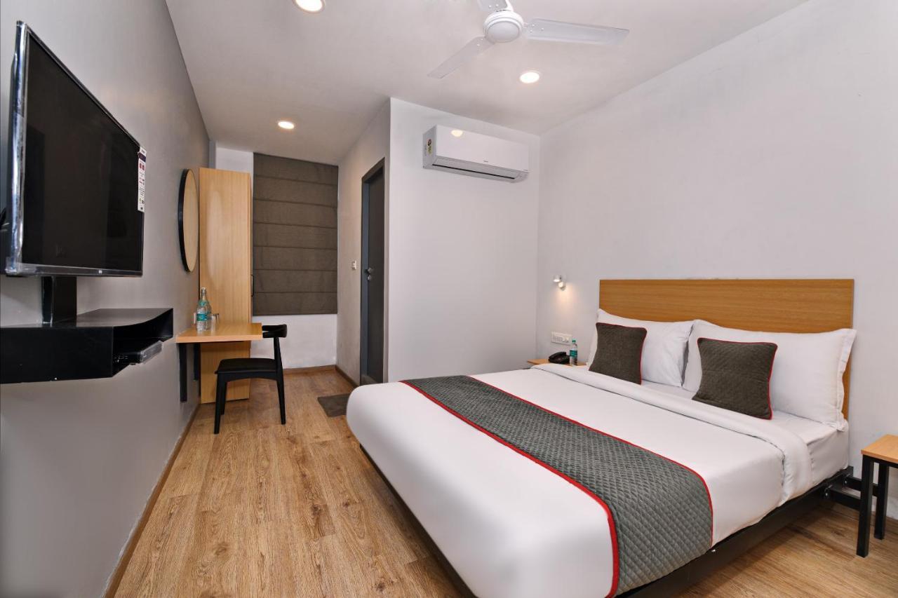 Townhouse Function Inn Near Chaudhary Charan Singh International Airport Lucknow Exterior photo